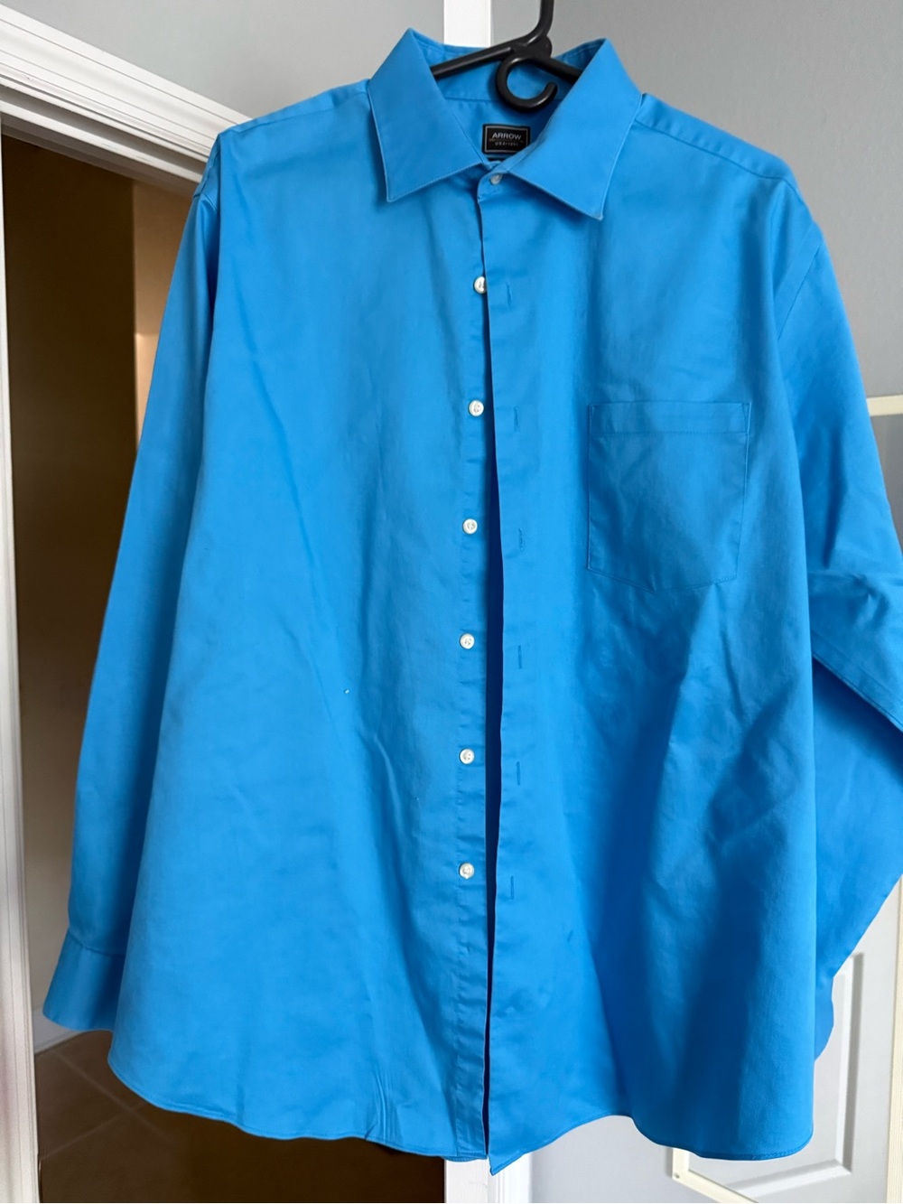 Arrow Men’s Long-Sleeve Dress Shirt in Aqua Blue